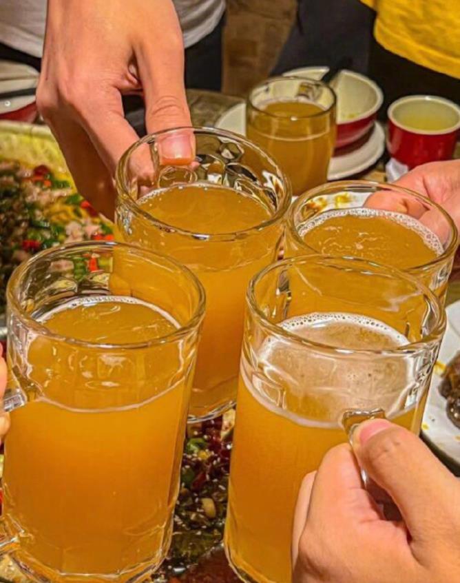补新！下拉详情页拍就这价 ￥28.9 乌苏 红乌苏啤酒330ml*12罐 只要2.4/罐超市5块啊爱分享-fenxiang爱分享